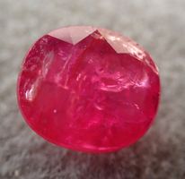 Natürlicher Rubin 1.18 ct – unbehandelt AIG-Zertifikat