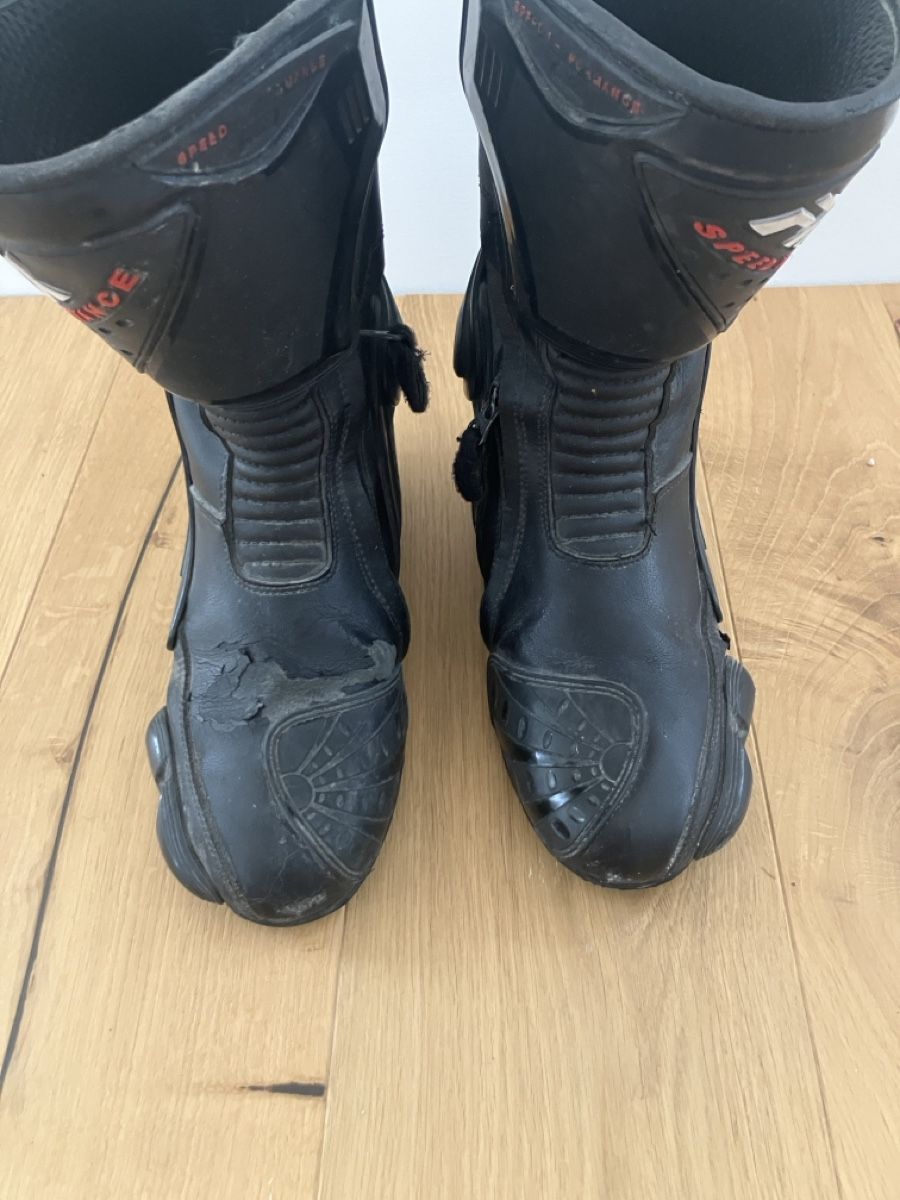 Scarpe da uomo: Firefox Motorradschuhe – Usato da Erlinsbach venduto da Deente