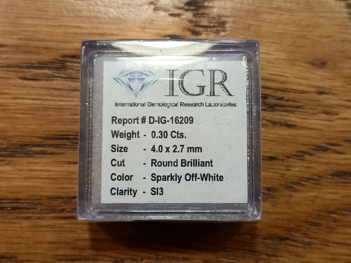 Pietre preziose: 0.30 cts. CERTIFIED Diamond, SI3, Sparkly Off-White – Usato da Aarau venduto da Reto_BA_01 5