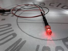 Blink-LED klar/rot 5mm verkabelt, 12V DC