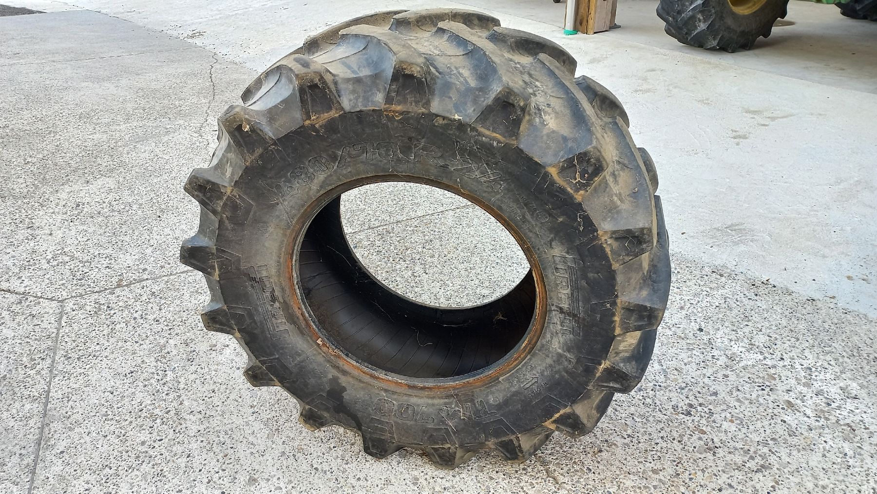 Pneumatici & Ruote complete: Traktorreifen – Usato da Romoos venduto da impreza-style