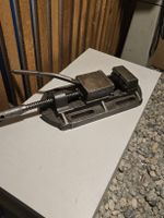 Maschinenschraubstock für Bohrmaschine / Fräsmaschine