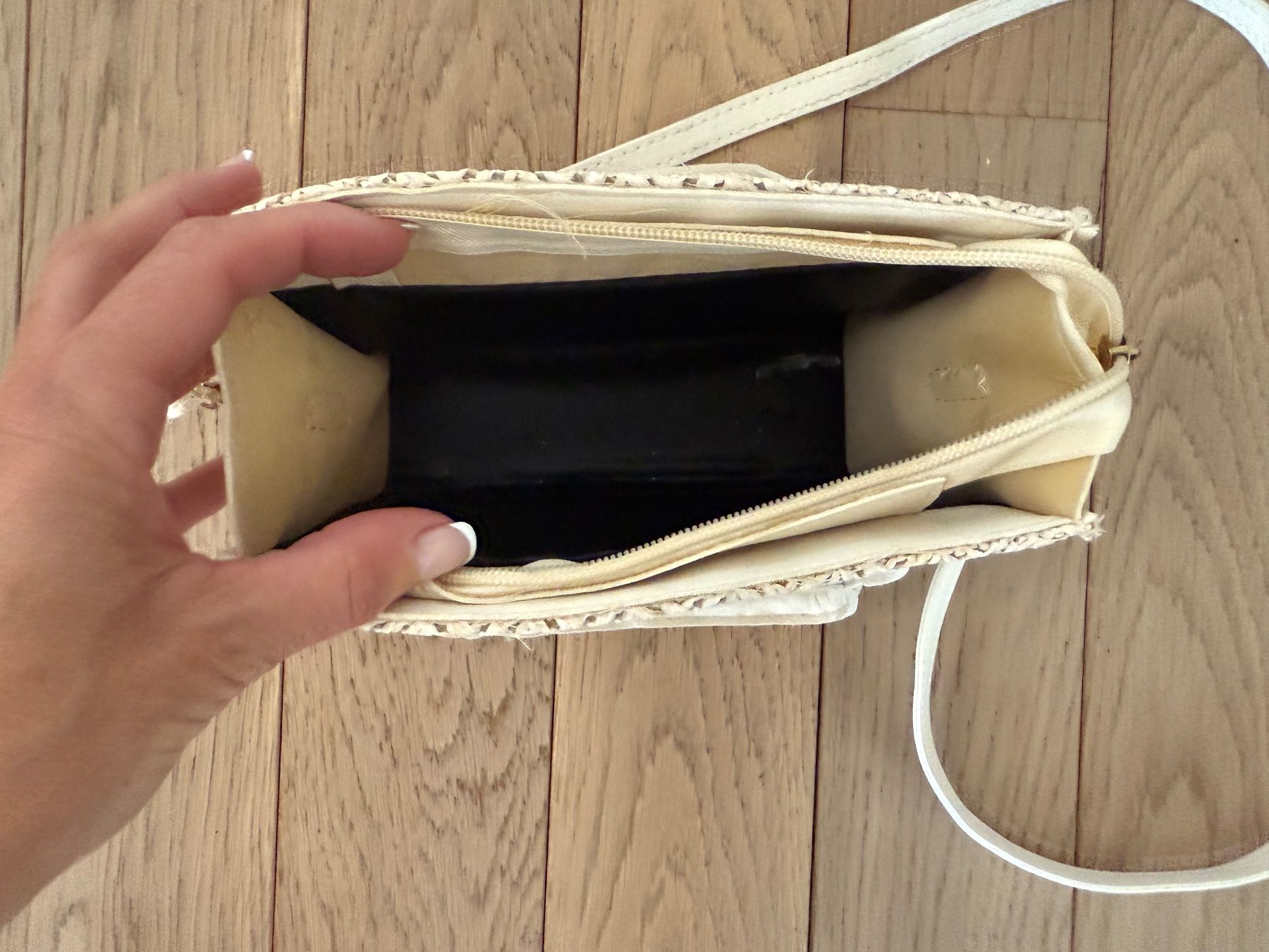 Taschen für Damen: Umhängetasche – Neu (gemäss Beschreibung) aus Wiesendangen von gefion99 2