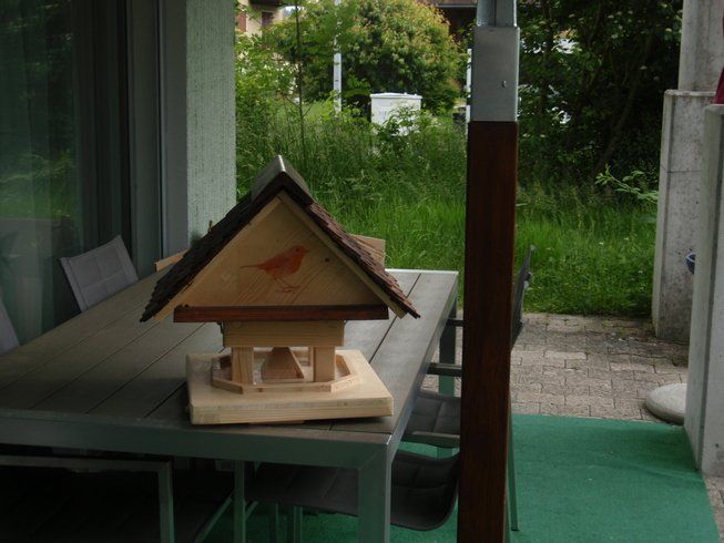 Casette per uccelli: Vogelhäuschen de Luxe – Nuovo (secondo la descrizione) da Kriens venduto da Adewal