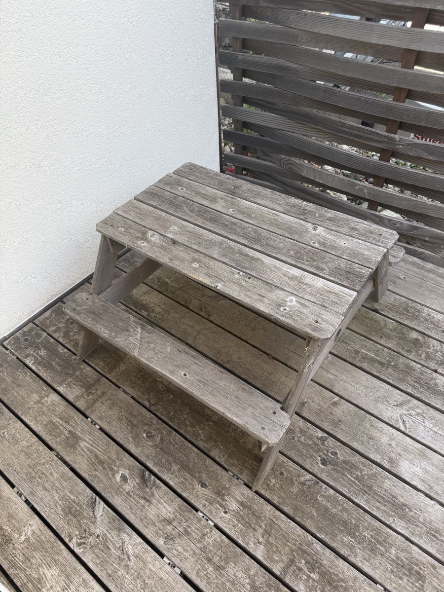 Tables: Kinder Gartentisch – D'occasion à stallikon par Guetze1990