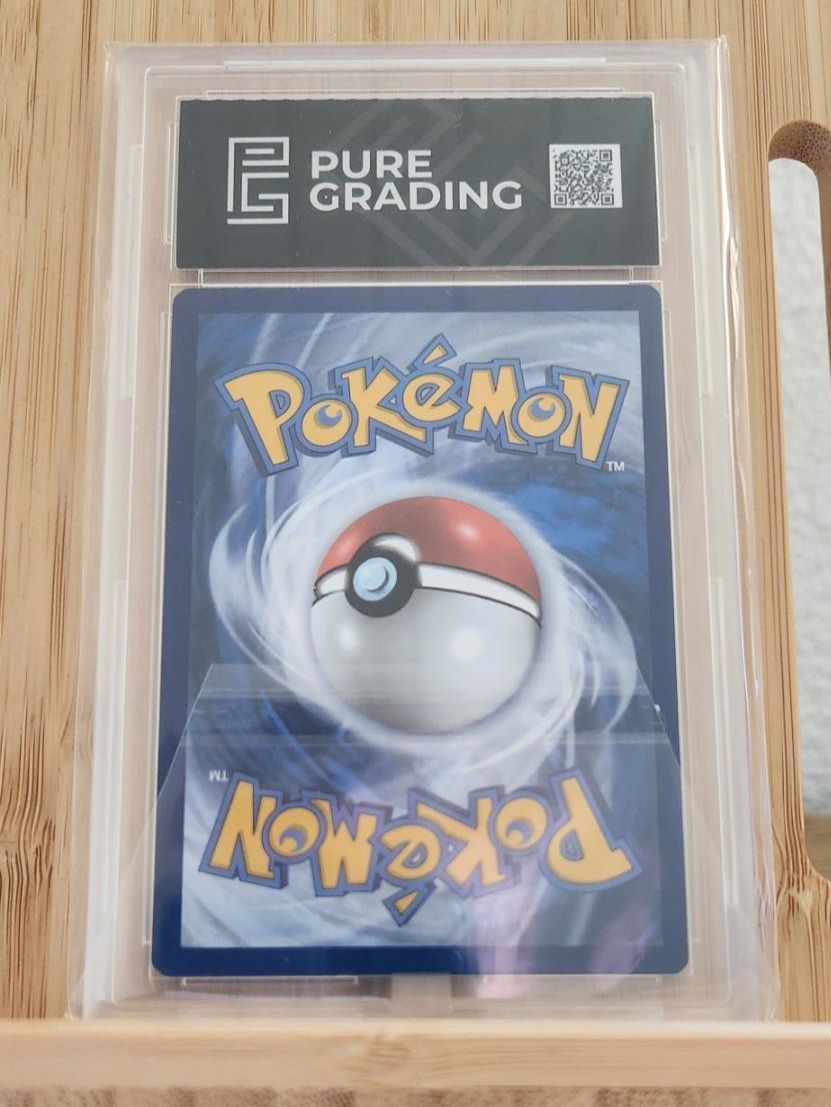 Pokémon Carte collezionabili: Pikachu Celebrations n°005 - Pure Grading 9 – Nuovo e nell'imballaggio originale da Moutier venduto da tom_9zxw 1