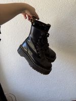 Dr. Martens- JADON