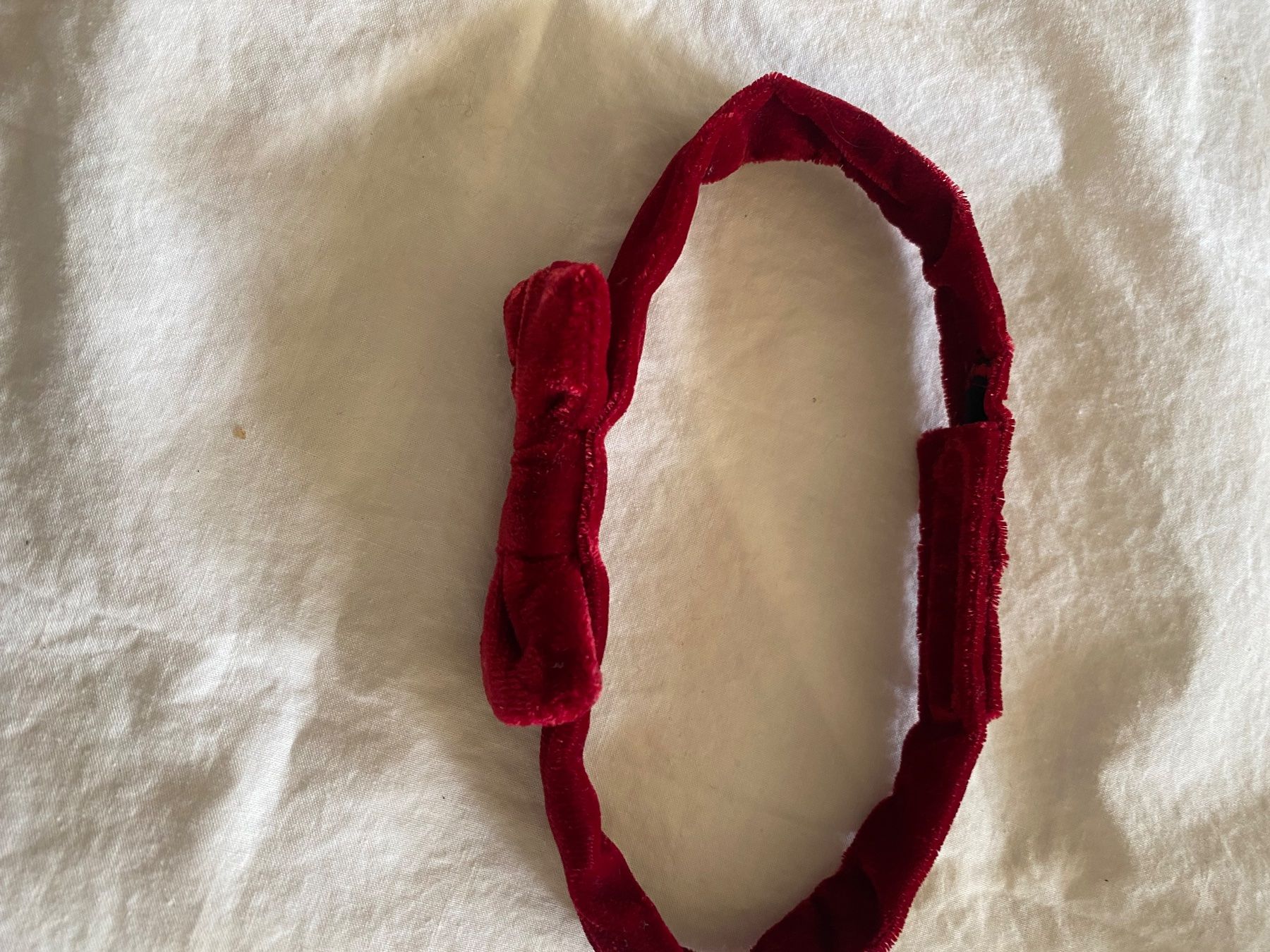 Altro abbigliamento per bambino: Weinrote - Kinder-Samt-Fliege Klettverschluss – Usato da Allenwinden venduto da Obalu 2