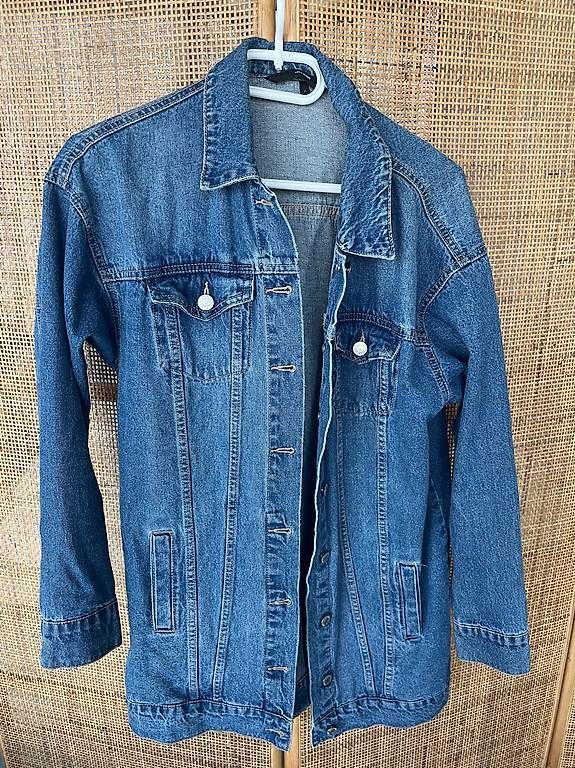 Giacche: schöne Jeansjacke – Usato da Dübendorf venduto da jjs_t925