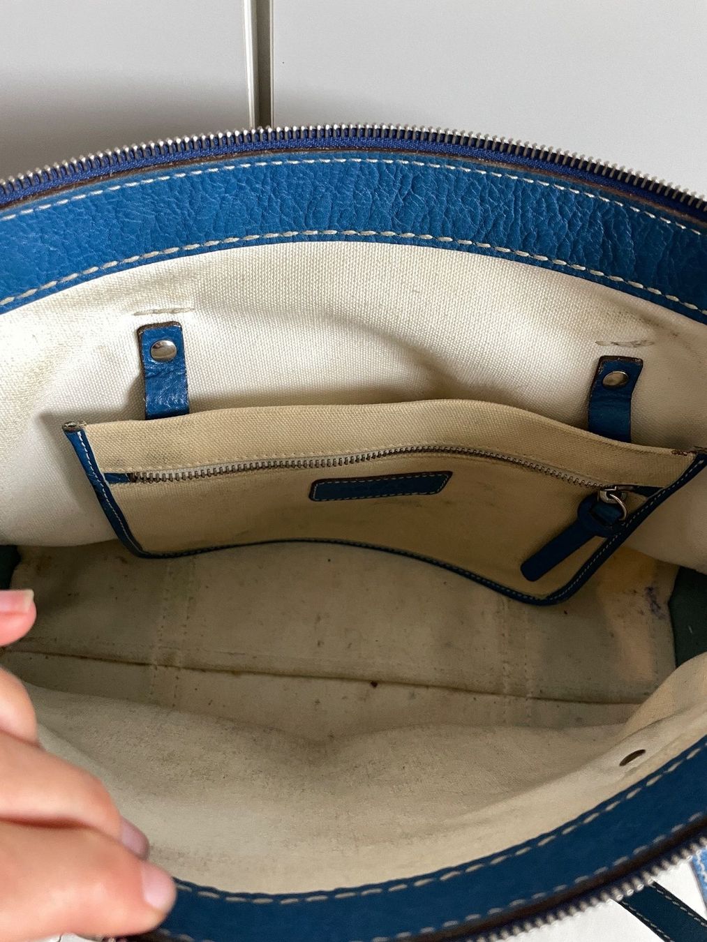 Hogan Borse da donna: HOGAN Handtasche blau / weiss – Usato da Volketswil venduto da n_r_5gdf 6
