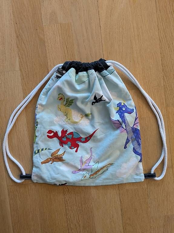 Borse: Turn Sack Stoff Tasche Drachen – Usato da Langnau im Emmental venduto da MartinaZ86 1