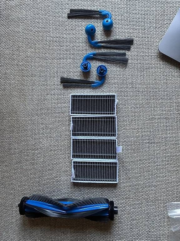 Aspirapolveri & Accessori: Ecovacs Deebot Ersatzteile Set  Bürsten und Filter – Nuovo (secondo la descrizione) da Zürich venduto da el_nota