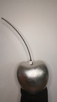 Dekor Kirsche in Silber mit Stiel