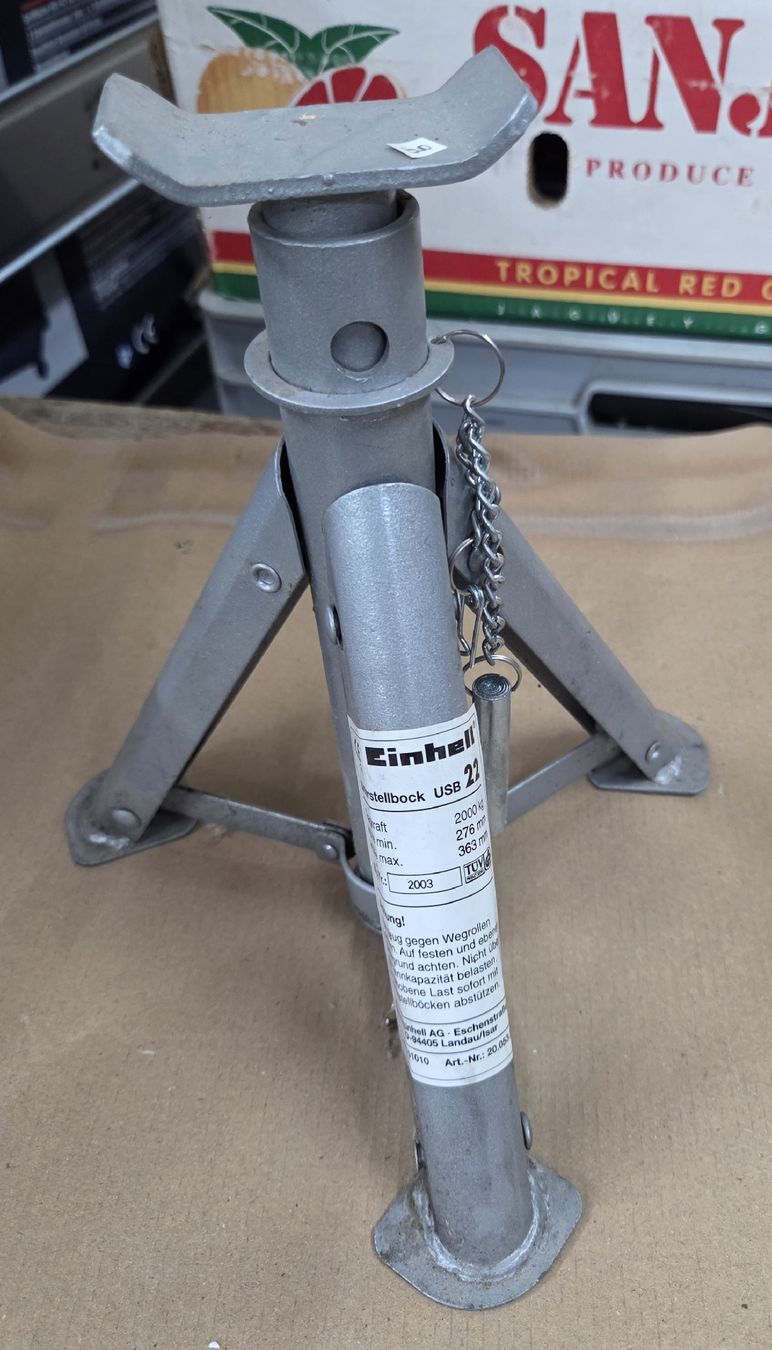 Piattaforme elevatrici & Crick: Einhell 2 Unterstellböcke USB 22 klappbar 2000 kg – Usato da Kirchberg SG venduto da Bibsli 4