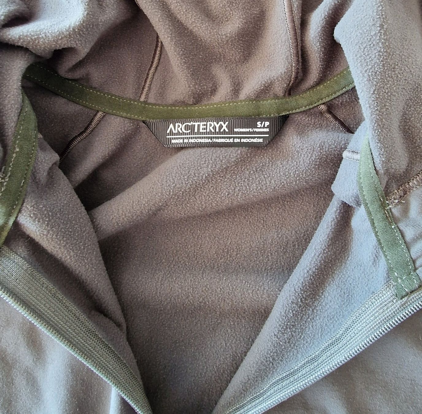 Arcteryx Giacche: Arcteryx Adahy Hoody – Usato da Aarau Rohr venduto da Ricardo09 3