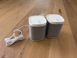 2 Sonos Play:1 Lautsprecher weiss