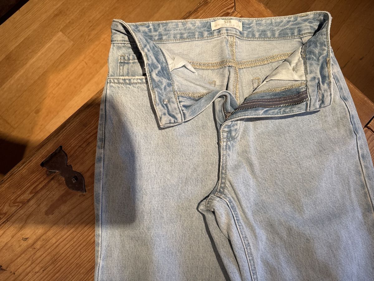 Jeans: STR Jeans hellblau Gr. 36 – Gebraucht aus Mauren von ducducturi 2