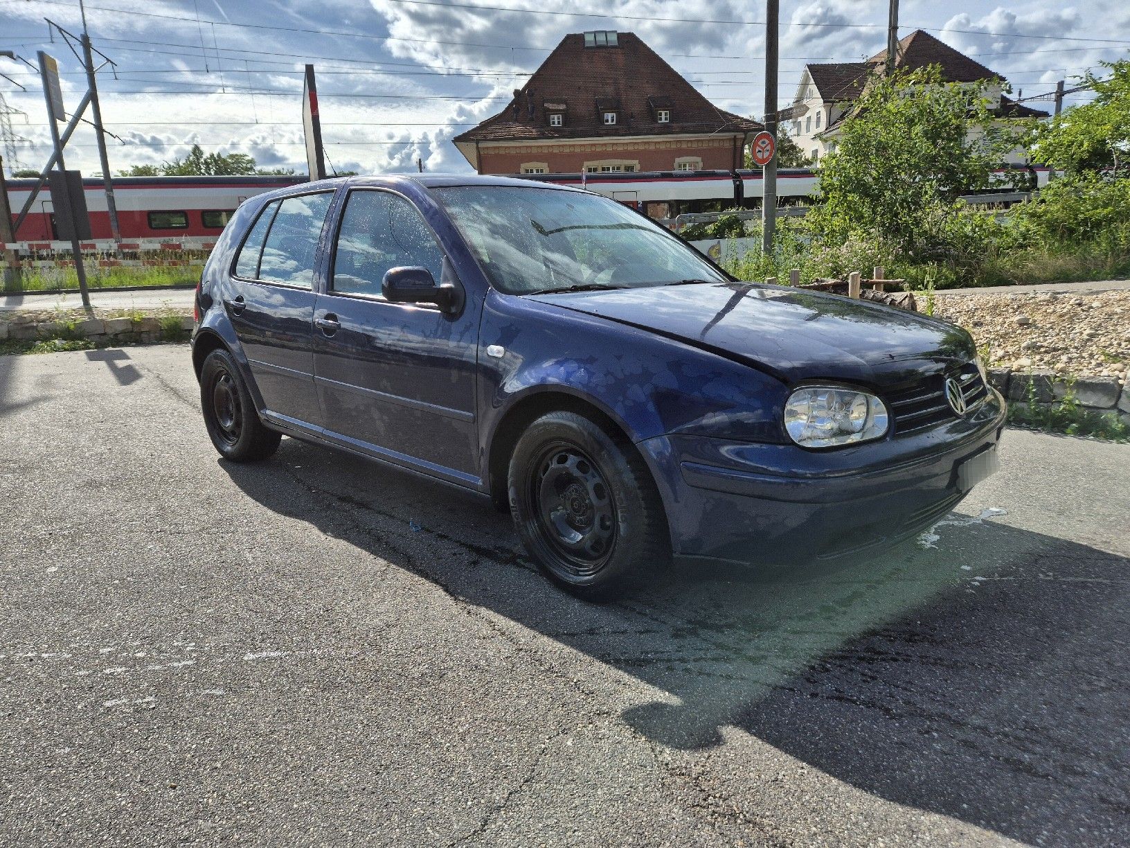 VW Automobili: VW Golf 4 ab 1.- Franken!!!! – Difettoso da Münchenstein venduto da last-minute- 1