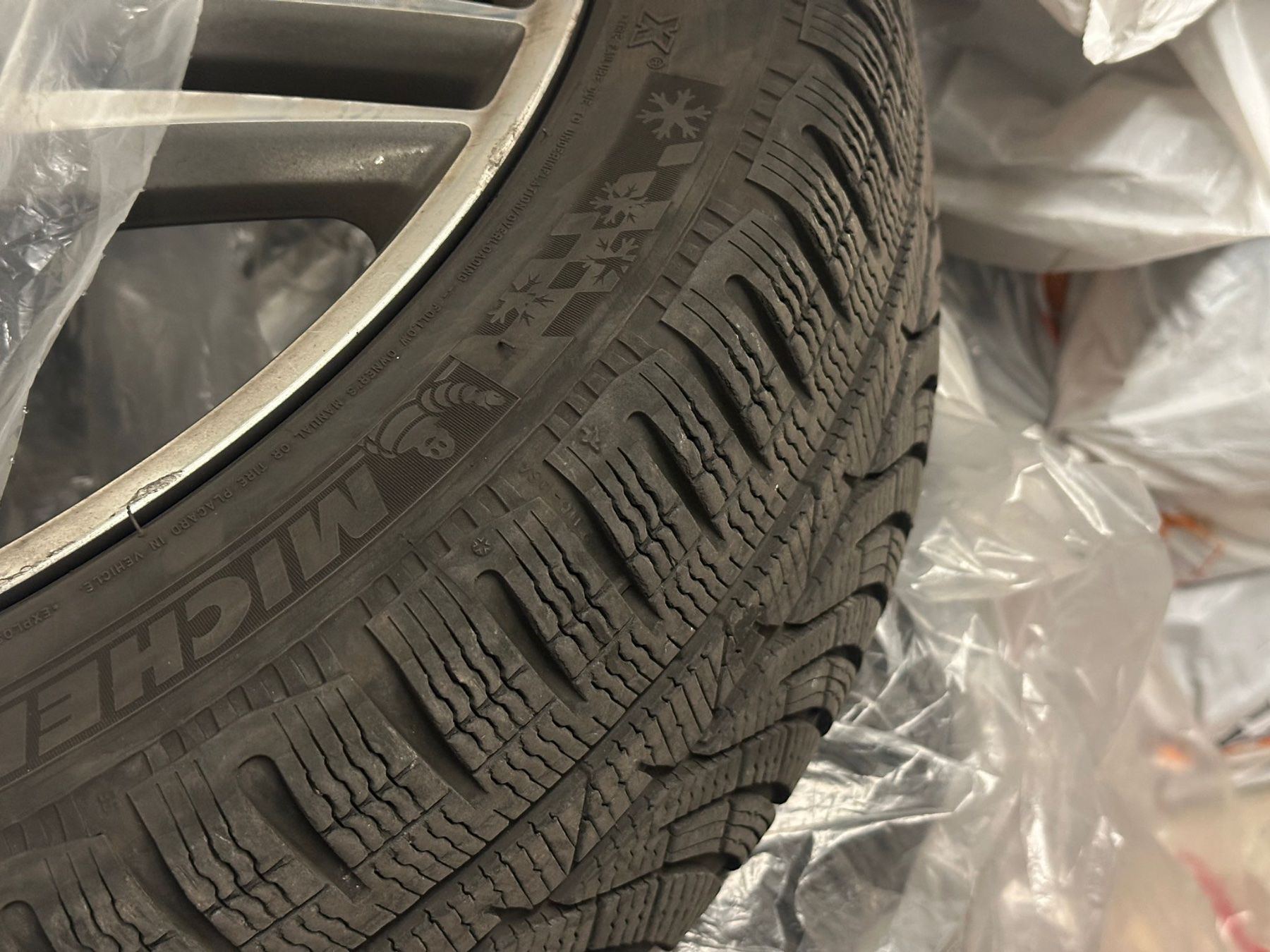 Mercedes-Benz Pneumatici & Ruote complete: Mercedes AMG Räder – Usato da Kloten venduto da ASL888 2