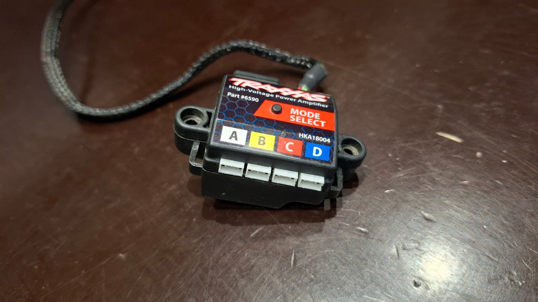 Traxxas Modellismo RC: Traxxas 6590 High-Voltage Power Amplifier – Nuovo (secondo la descrizione) da Wichtrach venduto da Vertical_fighter 3