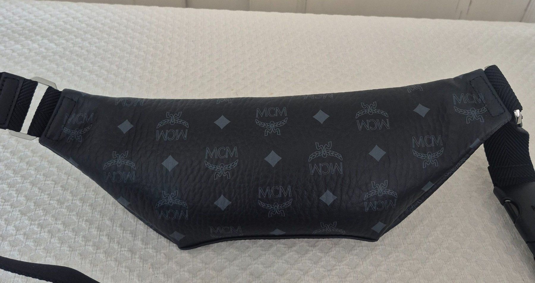 Mcm Borse: Neue MCM Bauch-/Brusttasche – Nuovo (secondo la descrizione) da Dottikon venduto da Pega7 6