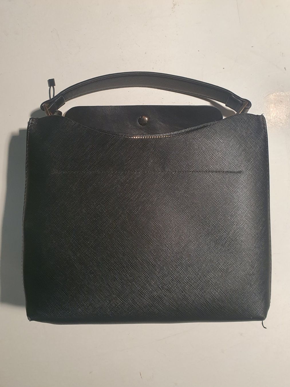Borse da donna: Handtasche schwarz Kunstleder – Usato da Zürich venduto da loosebone