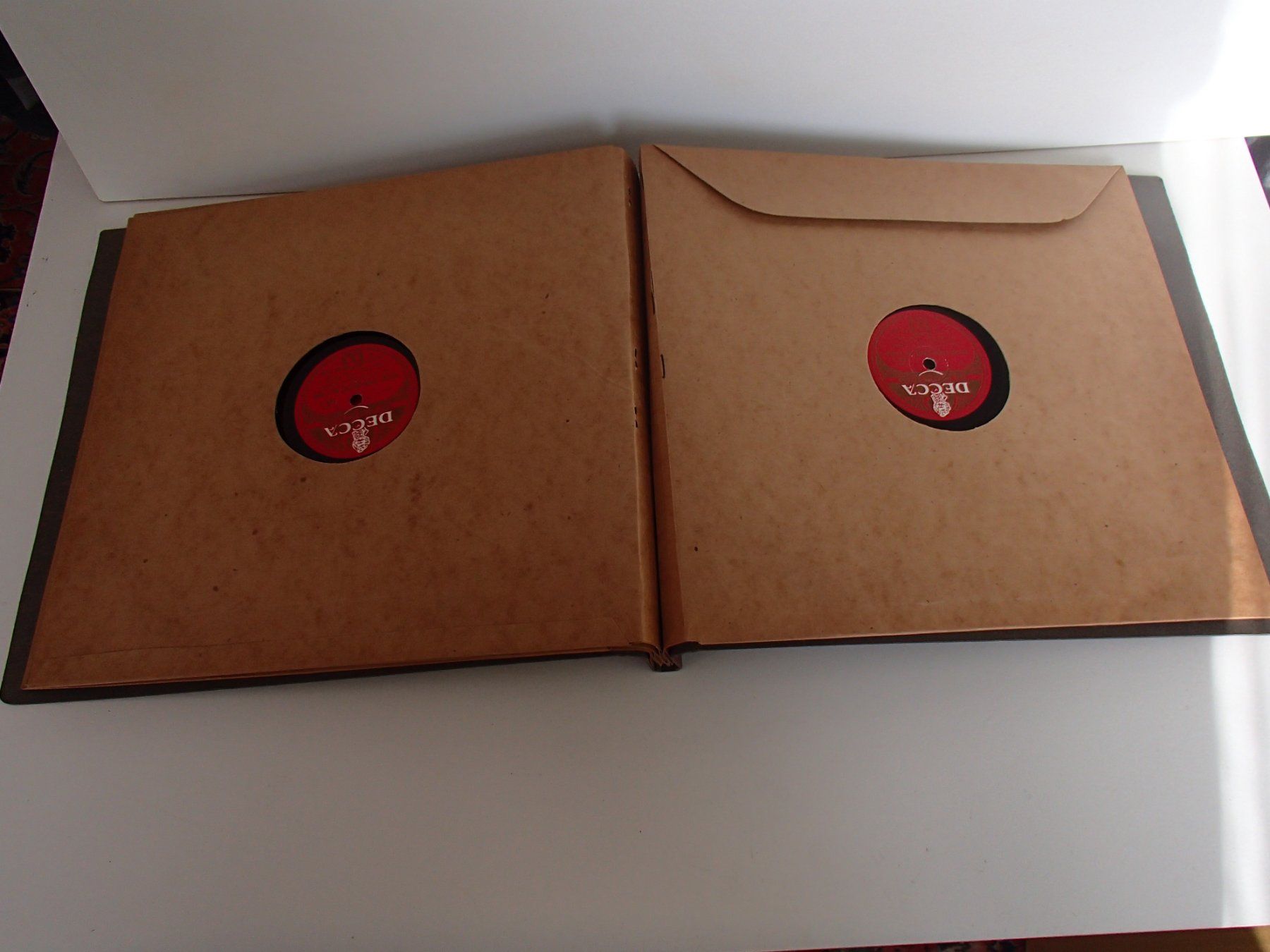 Schallplatten: Album mit 4 DECCA  Schellackschallplatten – Gebraucht aus Schöfflisdorf von pullux 3