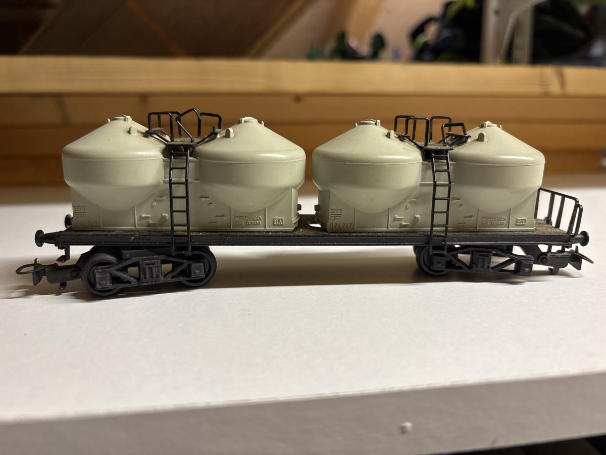 Kleinbahn Modellini di ferrovie: Kleinbahn 357 Zementwagen – Difettoso da Rothenburg venduto da Vanzonk 2