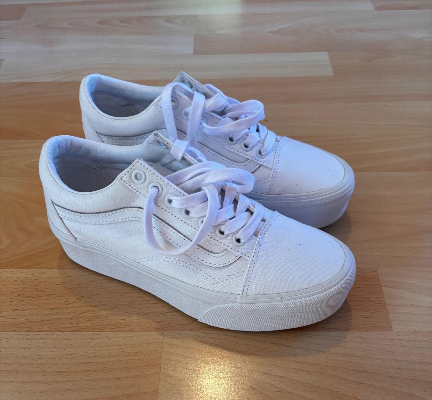 Vans Damenschuhe: Vans Sneaker Old Skool Platform – Gebraucht aus Ettiswil von suesueheck 2