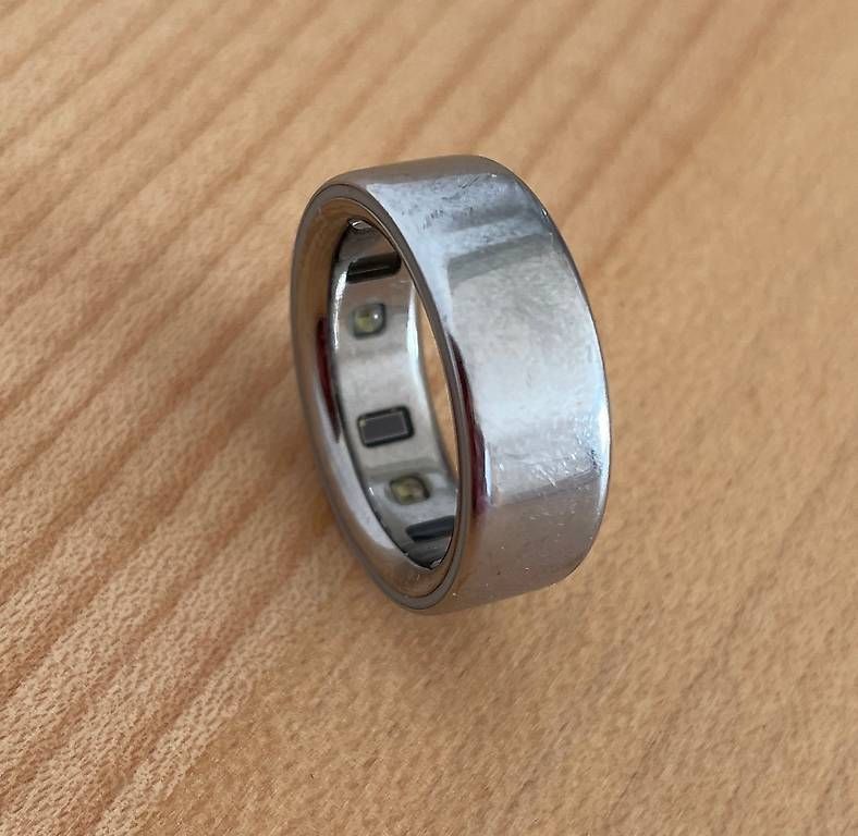 Bagues: Ouraring Gen 4, silber, Grösse 8, gebraucht – D'occasion à dietikon par Queen2000 1