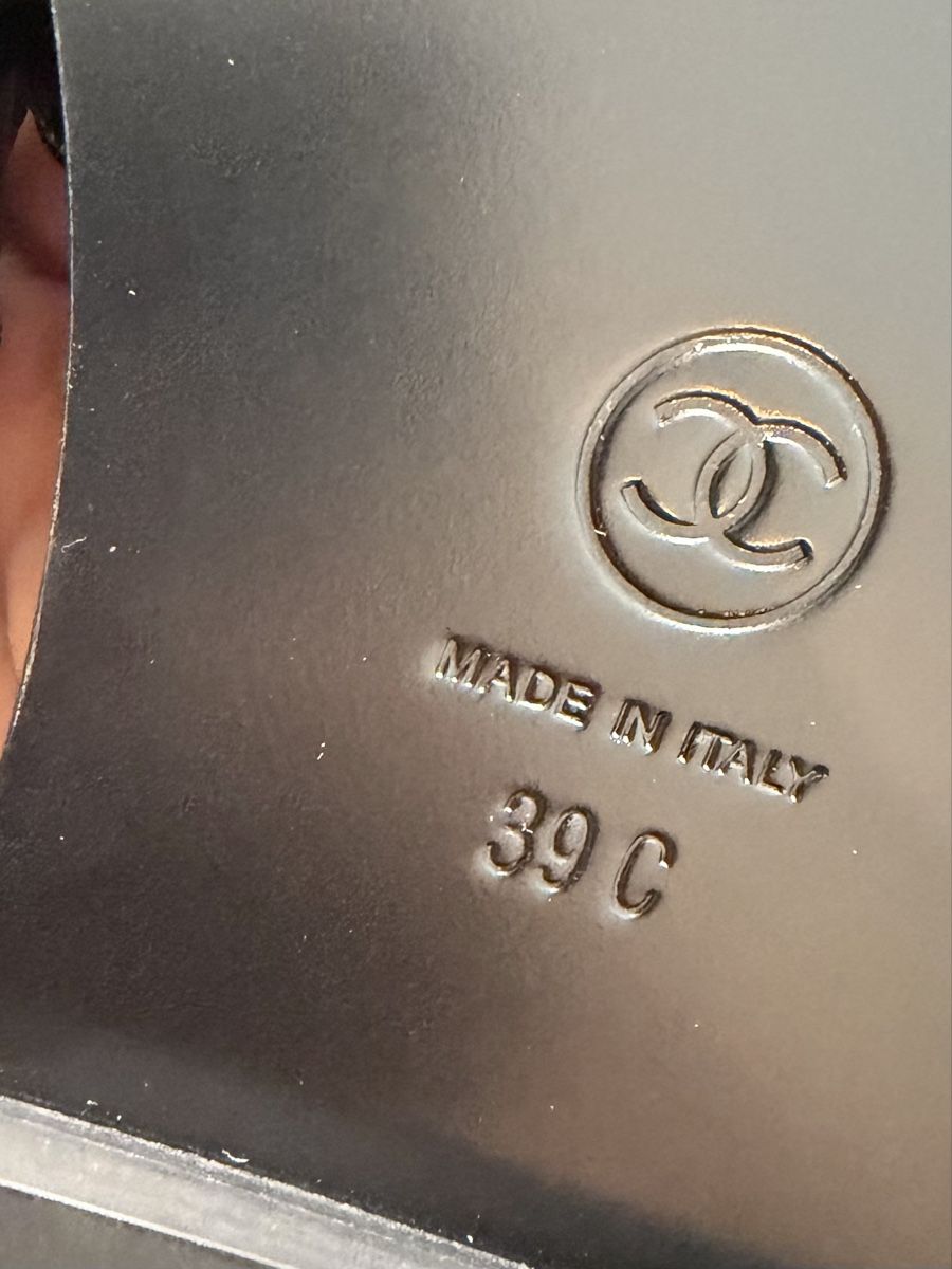 Chanel Scarpe da donna: CHANEL CC Mules gr. 39 NEU – Nuovo e nell'imballaggio originale da Pfäffikon SZ venduto da happy.life 3