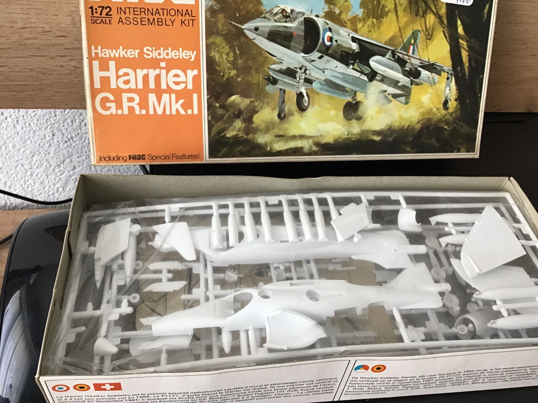 Kit di modellismo & Modellini statici: FROG Harrier 1:72 – Nuovo (secondo la descrizione) da Männedorf venduto da Modell-Spezialisten 1