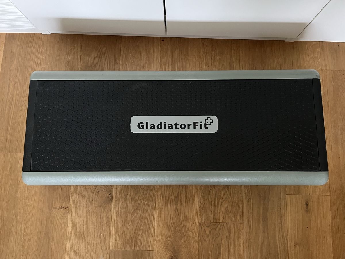 Hometrainer: Step 98 Gladiator Fit – Nuovo (secondo la descrizione) da St. Prex venduto da Nikolletta