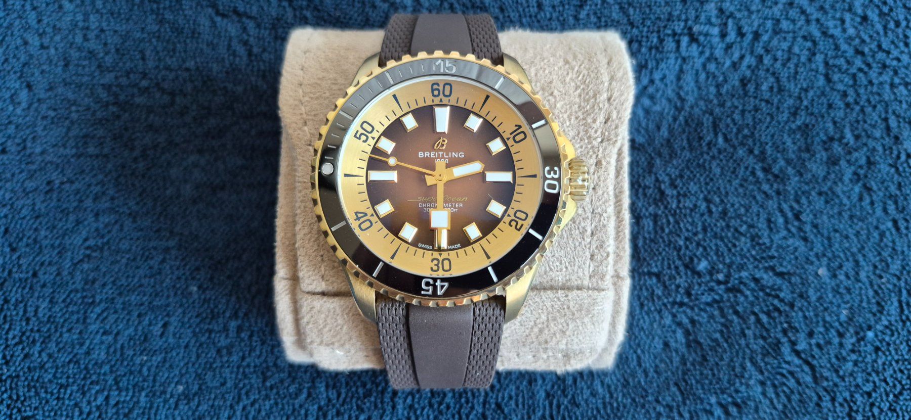 Breitling Orologi: Breitling Super Ocean Automatic 44 – Nuovo e nell'imballaggio originale da Unterägeri venduto da all-diving