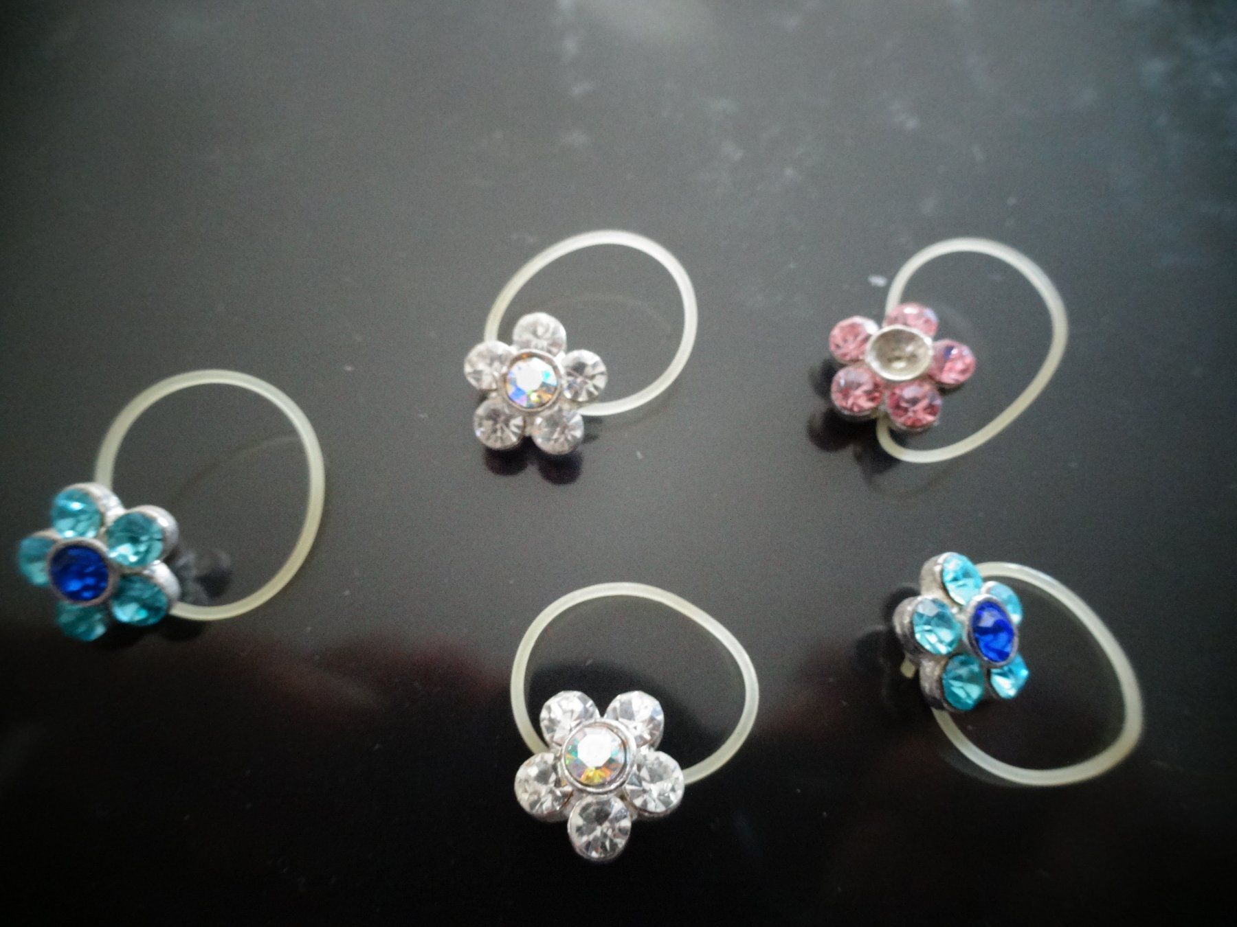 Accessori per capelli: 5 Blumen Haarschmuck – Usato da Neerach venduto da jenny062 1