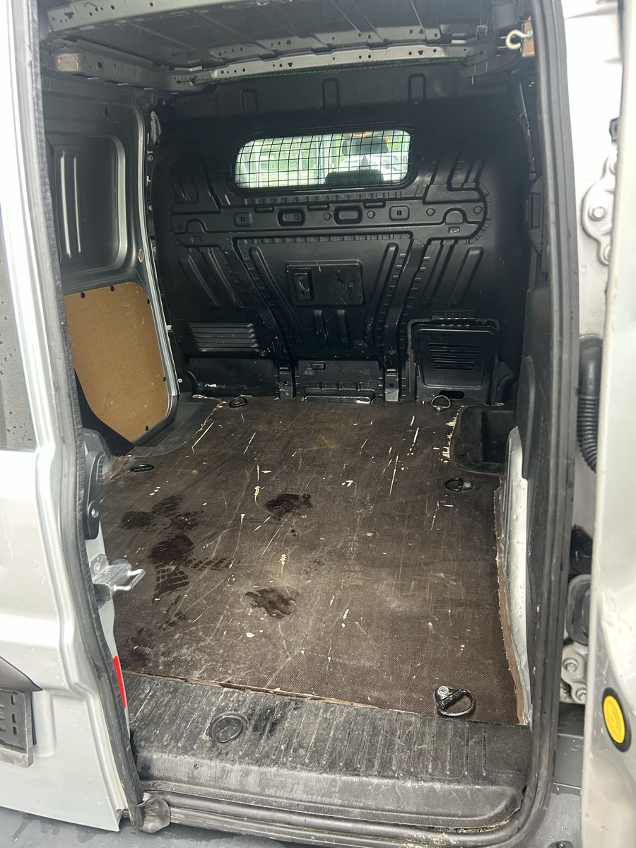 Ford Automobili: Ford Connect  – Usato da Seftigen venduto da CREEKS2004 3