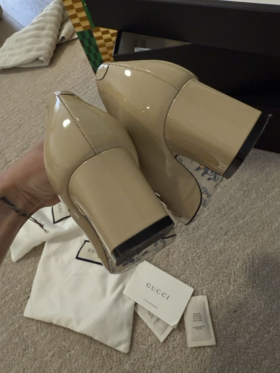 Gucci Scarpe da donna: Cucci schue 36,5 – Usato da Niederbuchsiten venduto da karloskastaneza 4