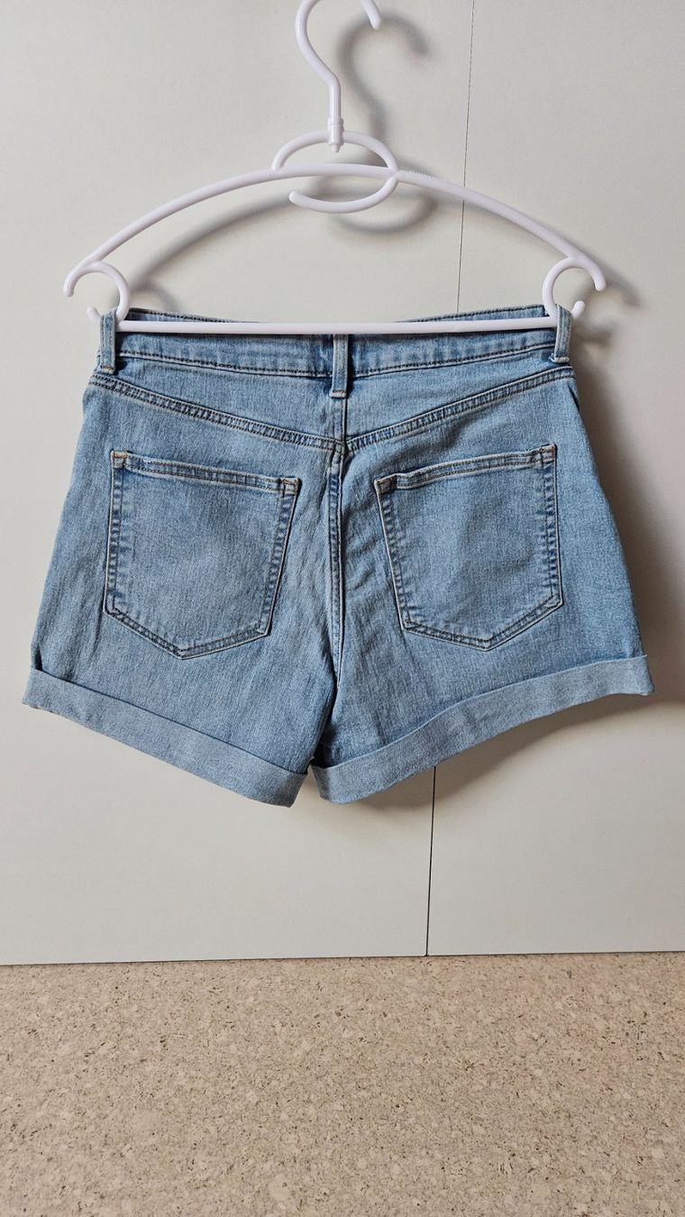 H&M Jeans: Jeans-Shorts H&M – Gebraucht aus Münchenbuchsee von Yothu 1