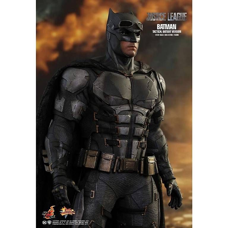 Hot Toys Figuren: Batman Tactical Batsuit Version Deluxe Version – Neu (gemäss Beschreibung) aus St. Gallen von BokehDesign 2
