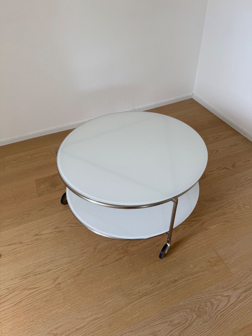 Ikea Tische: IKEA STRIND Couchtisch – Gebraucht aus Jona von Miele_2025 1