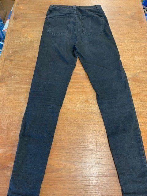 Tally Weijl Jeans: Jeans Damen Gr. 38 – Usato da Schöfflisdorf venduto da kin_2dp9 2