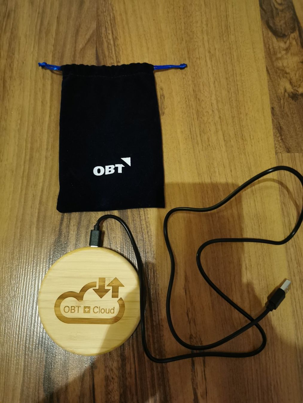 Ladegeräte: Wireless Charger Bambus Holz – Neu (gemäss Beschreibung) aus Glattfelden von sut_q8d2