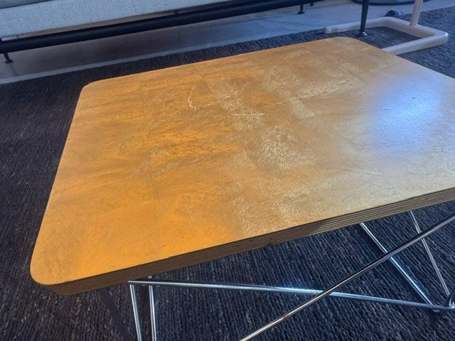 Vitra Tavoli: Vitra Eames LTR Occasional Table blattgold – Usato da Zollikofen venduto da OberliAG 2