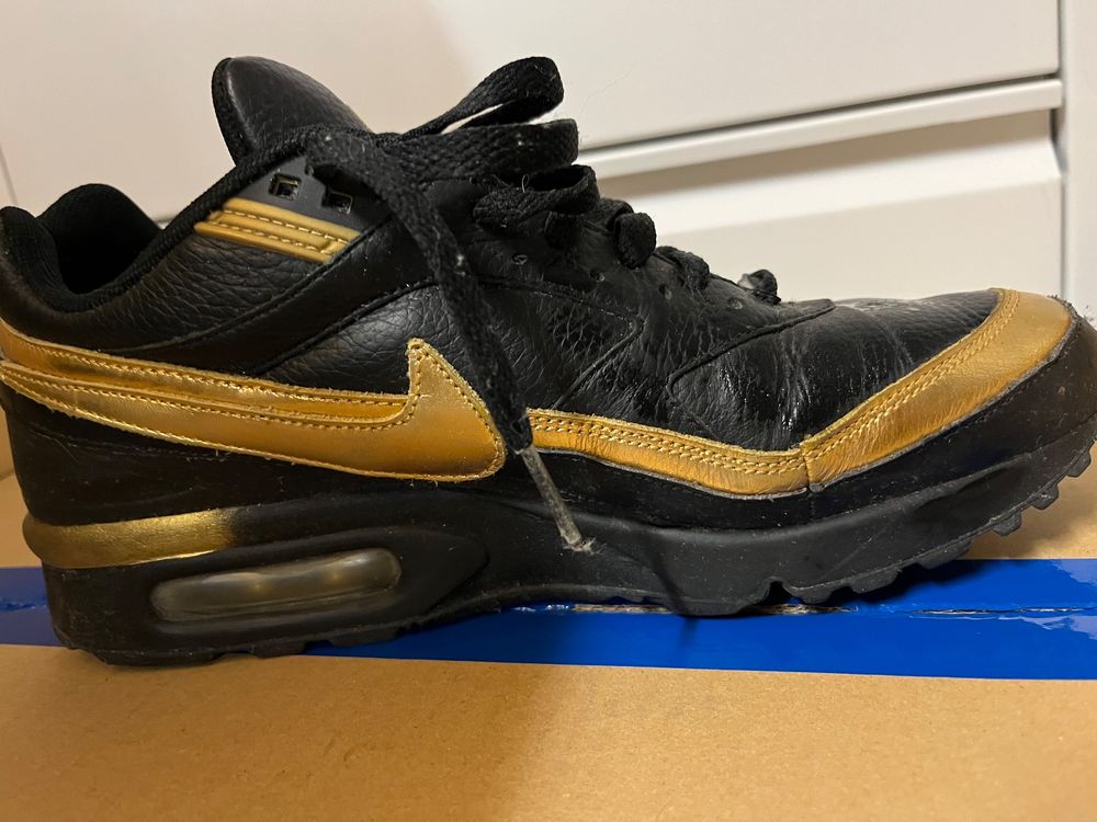 Air max shop schwarz gold