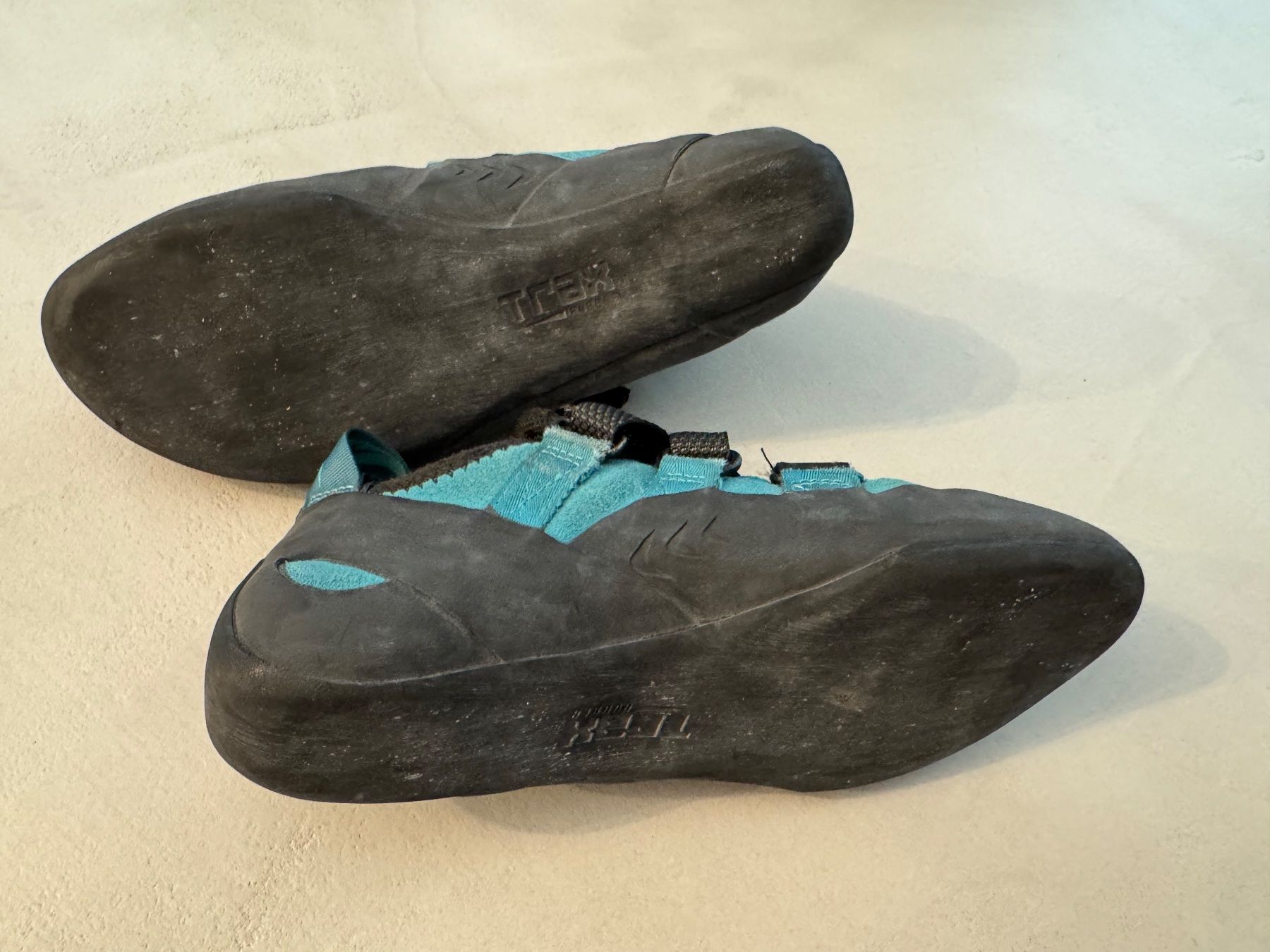 Scarpe da uomo: Kletterschuhe, Kletterfinken, evolv, 36 – Usato da Siebnen venduto da Nulu12 1