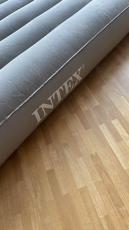 Materassi: Luftbett Intex, 190x95x20 cm – Usato da Winterthur venduto da Lini08 1