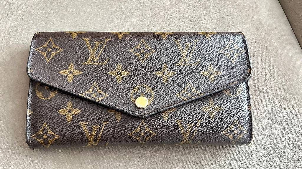 Portamonete: Louis Vuitton Portemonnaie – Usato da Luzern venduto da egg_p7cr