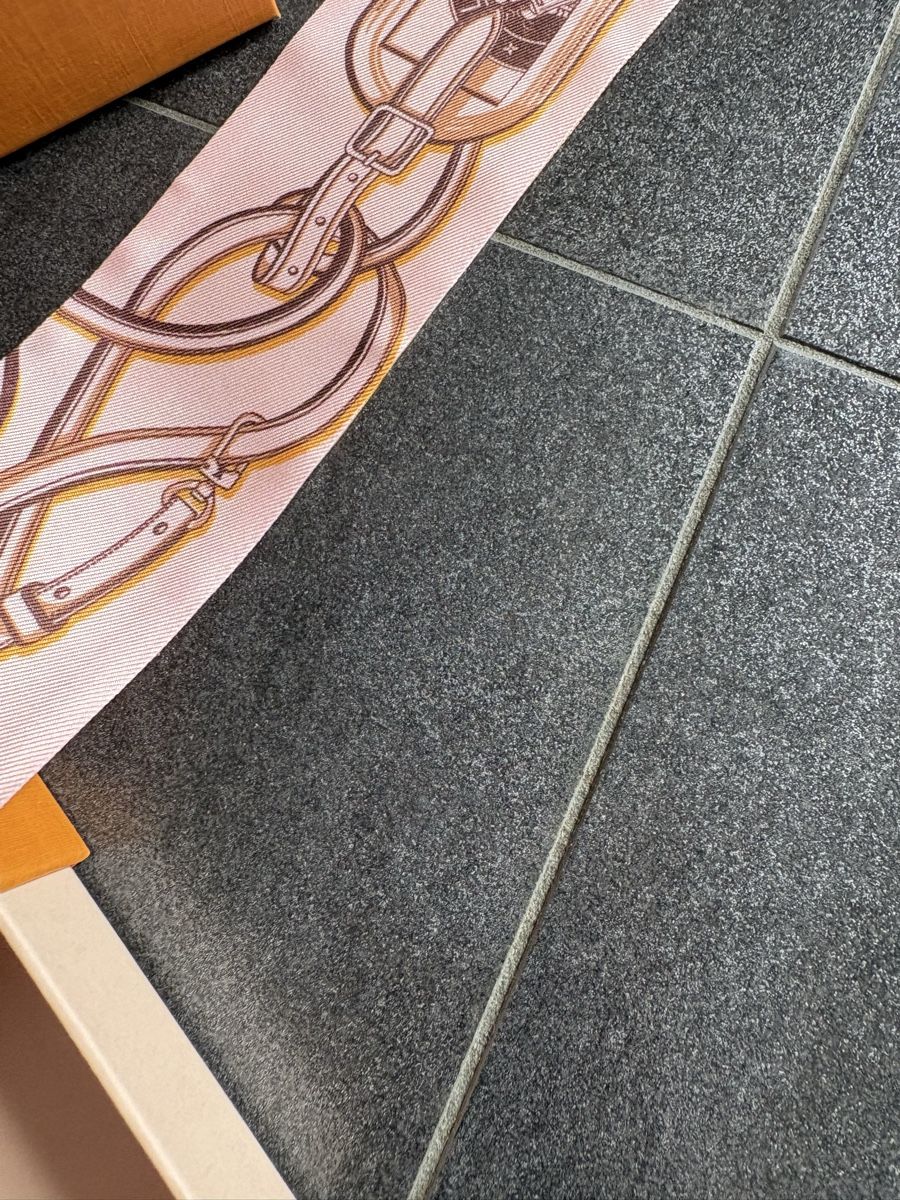 Louis Vuitton Foulard & Sciarpe: Louis Vuitton Bandeau – Nuovo (secondo la descrizione) da Fehren venduto da Frischki 3