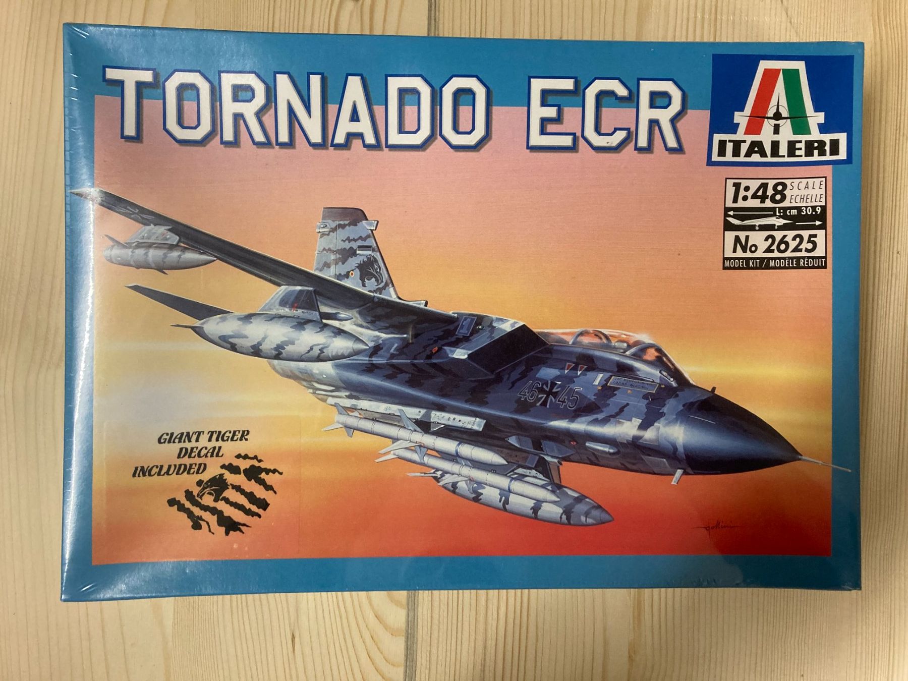 Italeri Kit di modellismo & Modellini statici: Flugzeug Pastikbausatz – Nuovo e nell'imballaggio originale da Frauenfeld venduto da oli_hy8j