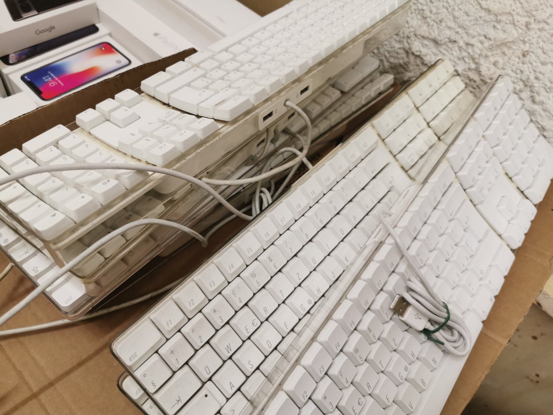 Apple Tastaturen: Apple USB Keyboard A1048 – Original Apple – Gebraucht aus Binningen von saviola01 6